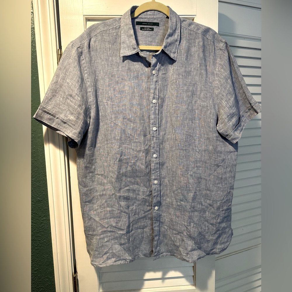 Extra Large, Perry Ellis 100% linen, blue button down shirt.